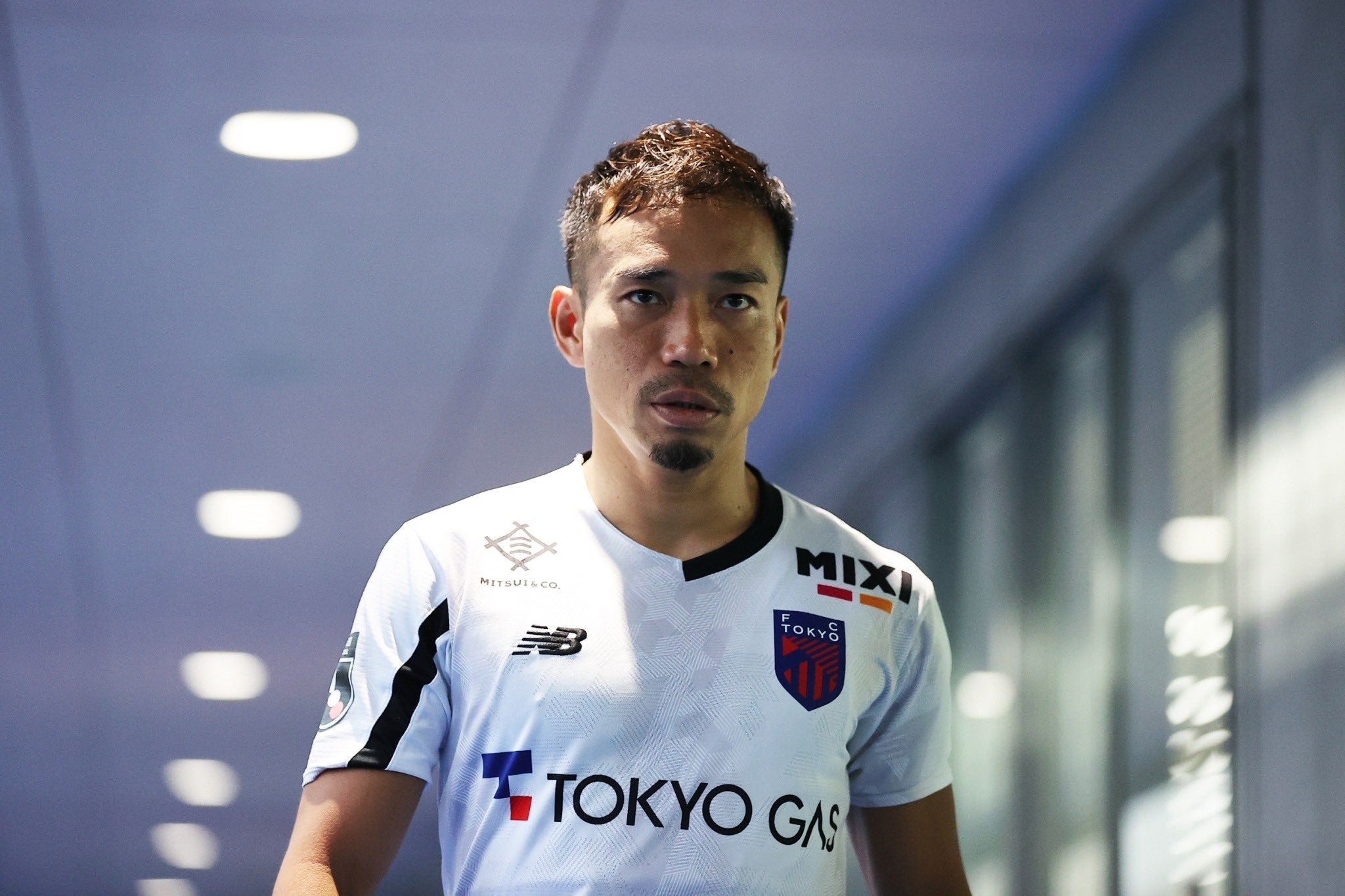 長友佑都が勝利を報告！横浜F・マリノス相手に攻守で躍動し逆転勝利