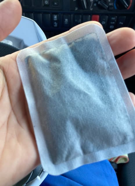 「カイロは中身に鉄が入っているので…」ごみ清掃員芸人がカイロの捨て方を解説！