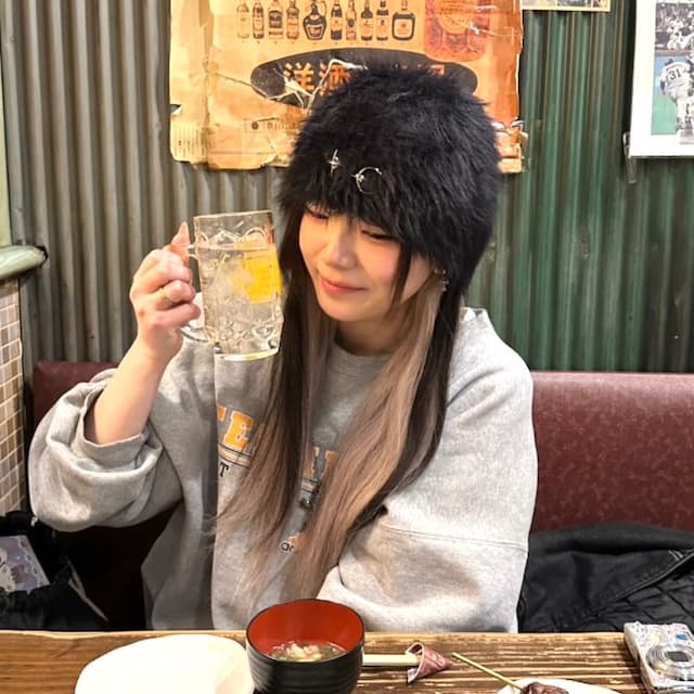 自然体の魅力が溢れる！！楽しむ様子にファンも夢中！！