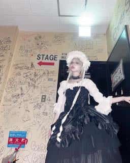 眼鏡ゴスロリのあのちゃん「かわいいと美しいとカッコいいがすべて詰まってて最高」