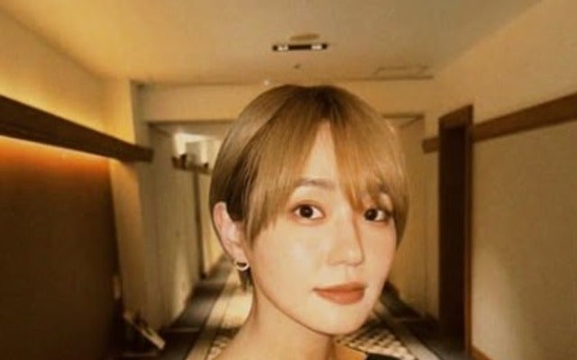 奈緒がベリーショートで第33回『橋田賞』新人賞の授賞式へ！