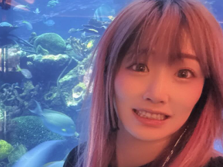 「ギャン」の声続出！ウナギ・サヤカ、水族館でのプライベートショットにファン悶絶