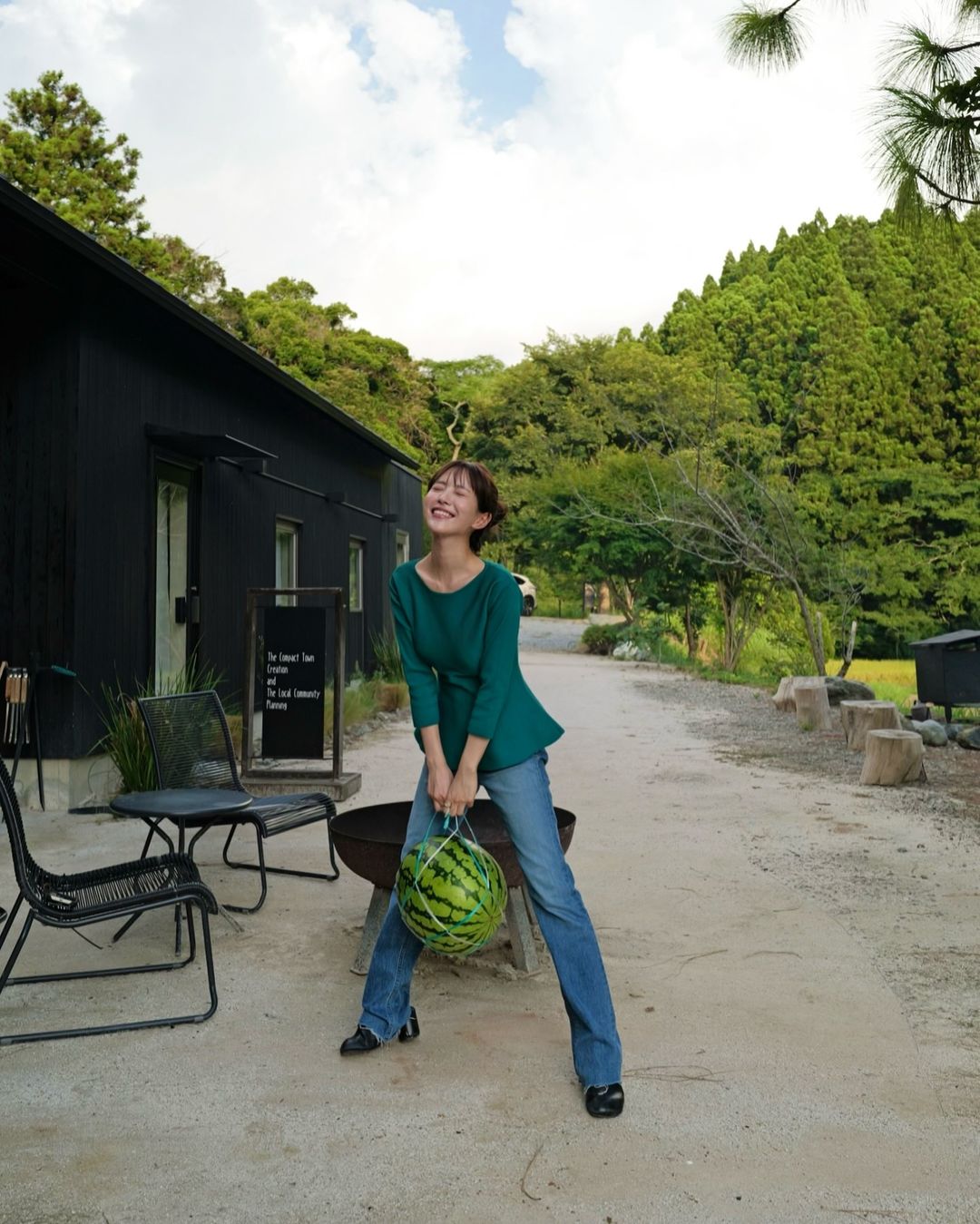 「スイカにBBQなどなど夏を詰め込んだ」新田さちかが夏を満喫！！