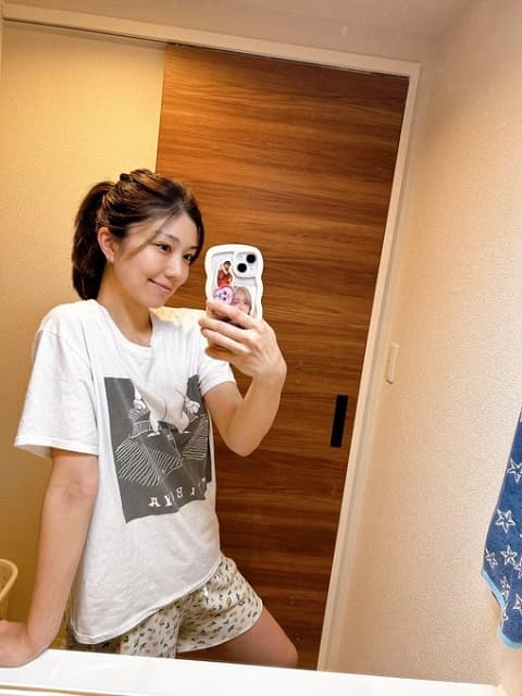 「好きな〇〇できるようになった」美人タレントの投稿にファン「好きです」の声