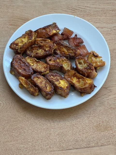 土井善晴、手作りフレンチトーストを披露「ふれんちとーすとした」ベーコンとの組み合わせに称賛の声