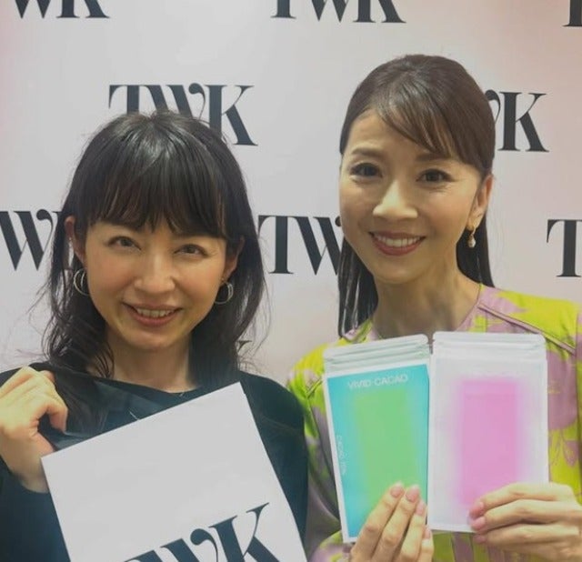 平井理央が君島十和子のマスカラブランド『TWK』のPOP UPへ！