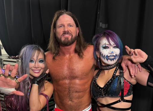 「最強トリオ」降臨！ASUKA×AJスタイルズ×人気選手の豪華3ショットが話題に