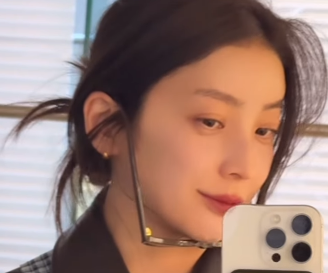 「可愛すぎる！」吉田れいか、帰り際の自撮りショットにファン悶絶