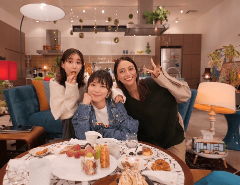 松岡茉優、ゆるっと夜のお茶会配信！ファンも大興奮