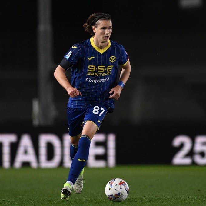 “ローマ一択”の決断　ギラルディの移籍が目前に迫る