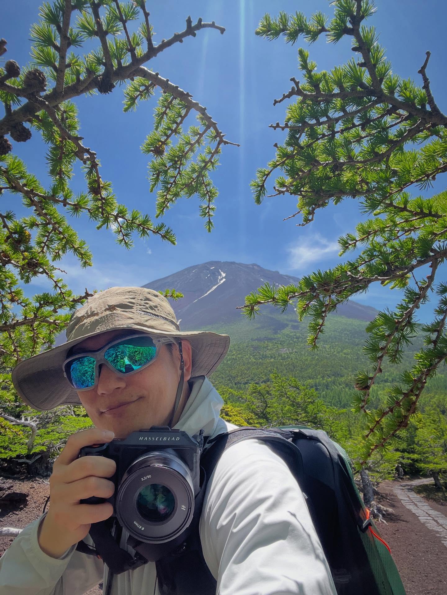 「雲の上でひたすら歩いた」井浦新が登山でリフレッシュ！