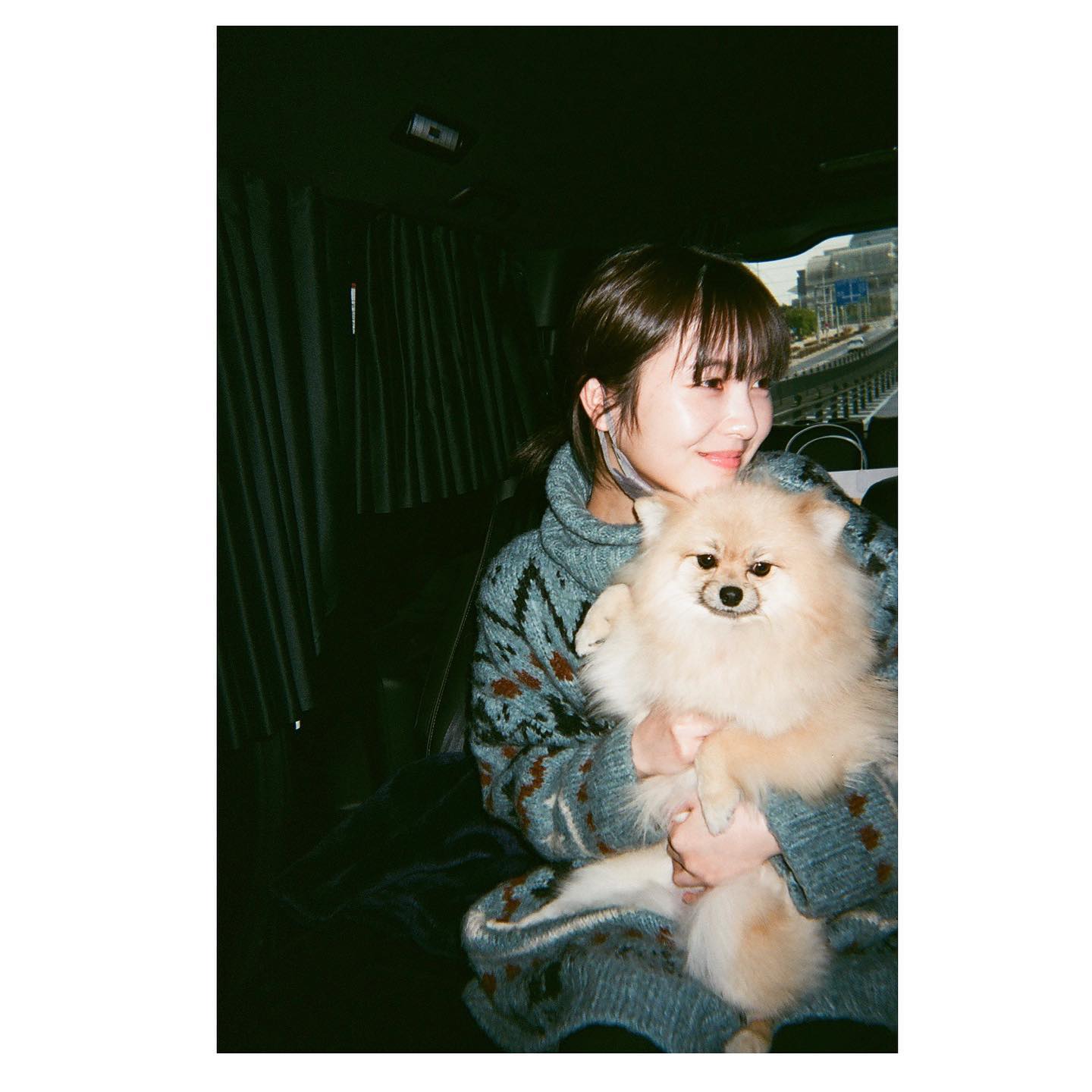 浜辺美波さんの激可愛いニット姿💓😍👀