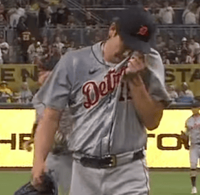 前田健太がリリーフ登板で1回2/3を無失点の好投