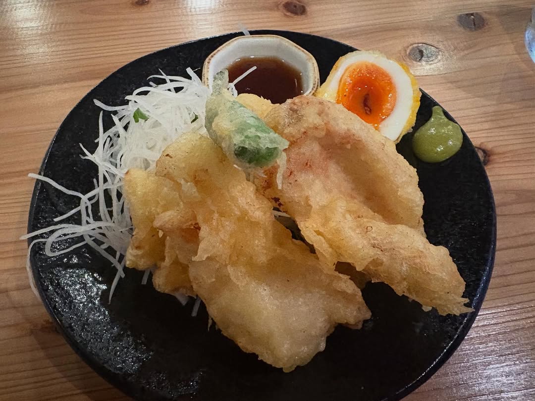 「歩いてて見つけました！」ミキ昴生が〇〇で一人ランチ！