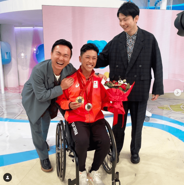 かまいたち山内「あの五輪金スーパー18歳」と笑顔でパシャリ！