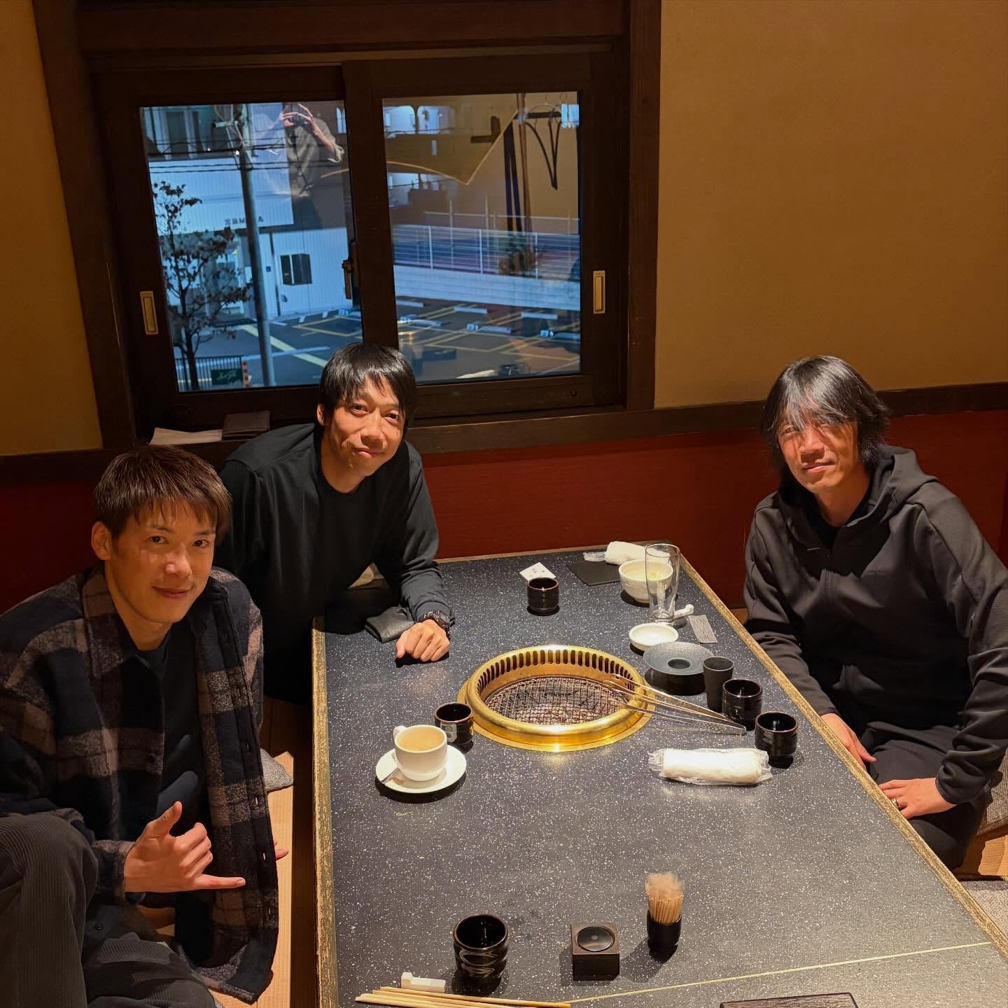 サッカー談義は尽きず 林陵平が豪華な食事会を報告