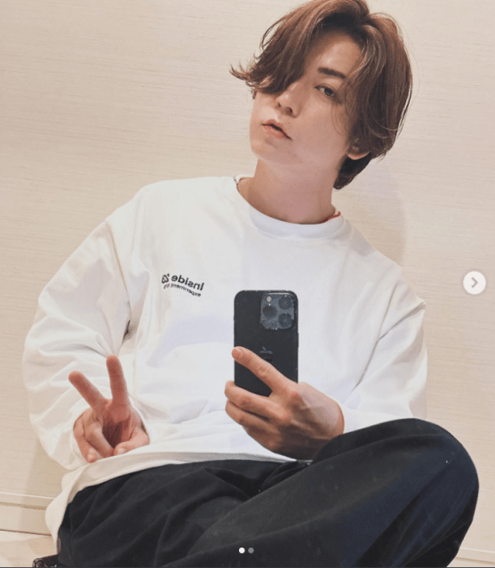 「かっこよすぎて無理」亀梨和也の最新ショットにファンメロメロ