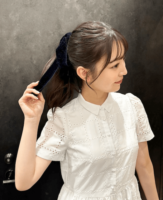 1st写真集「青いバラ」発売記念！乃木坂46阪口珠美が心境を報告