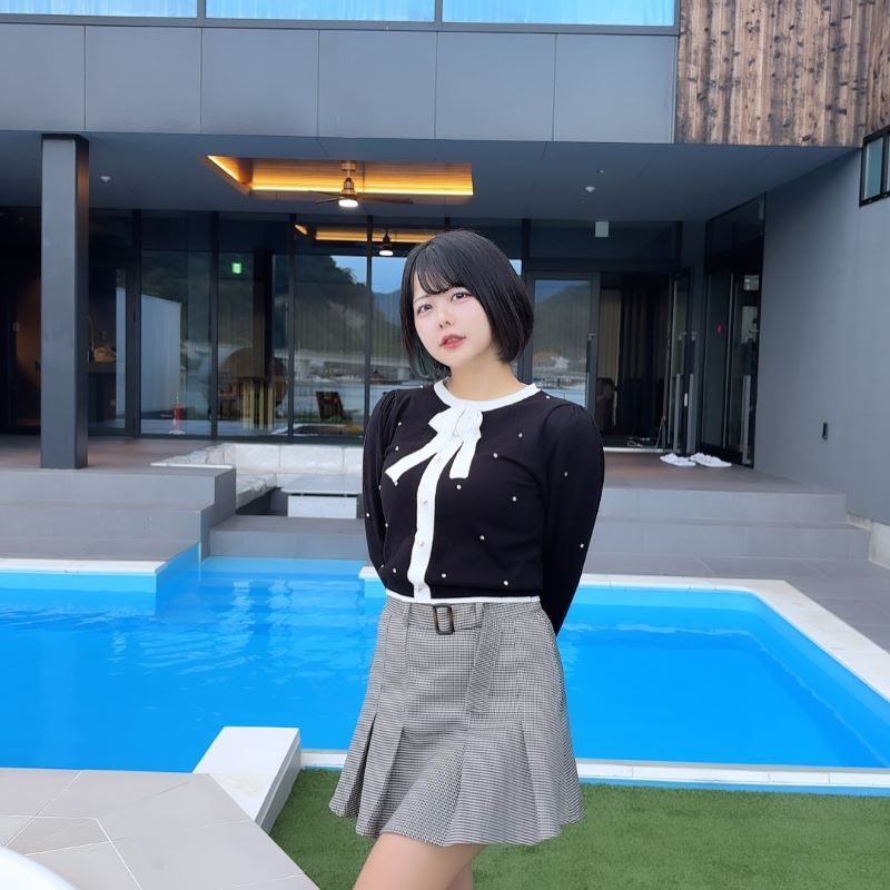 「服が！お似合いです！」あの人気インフルエンサーの