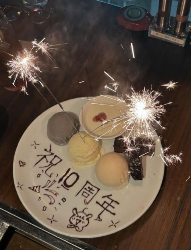 羽賀朱音、10周年を祝って同期と食事へ「みんないつもありがとう」