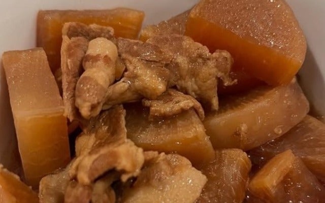 「隠し味は〇〇」アンガールズ山根が豚バラ大根を作る！