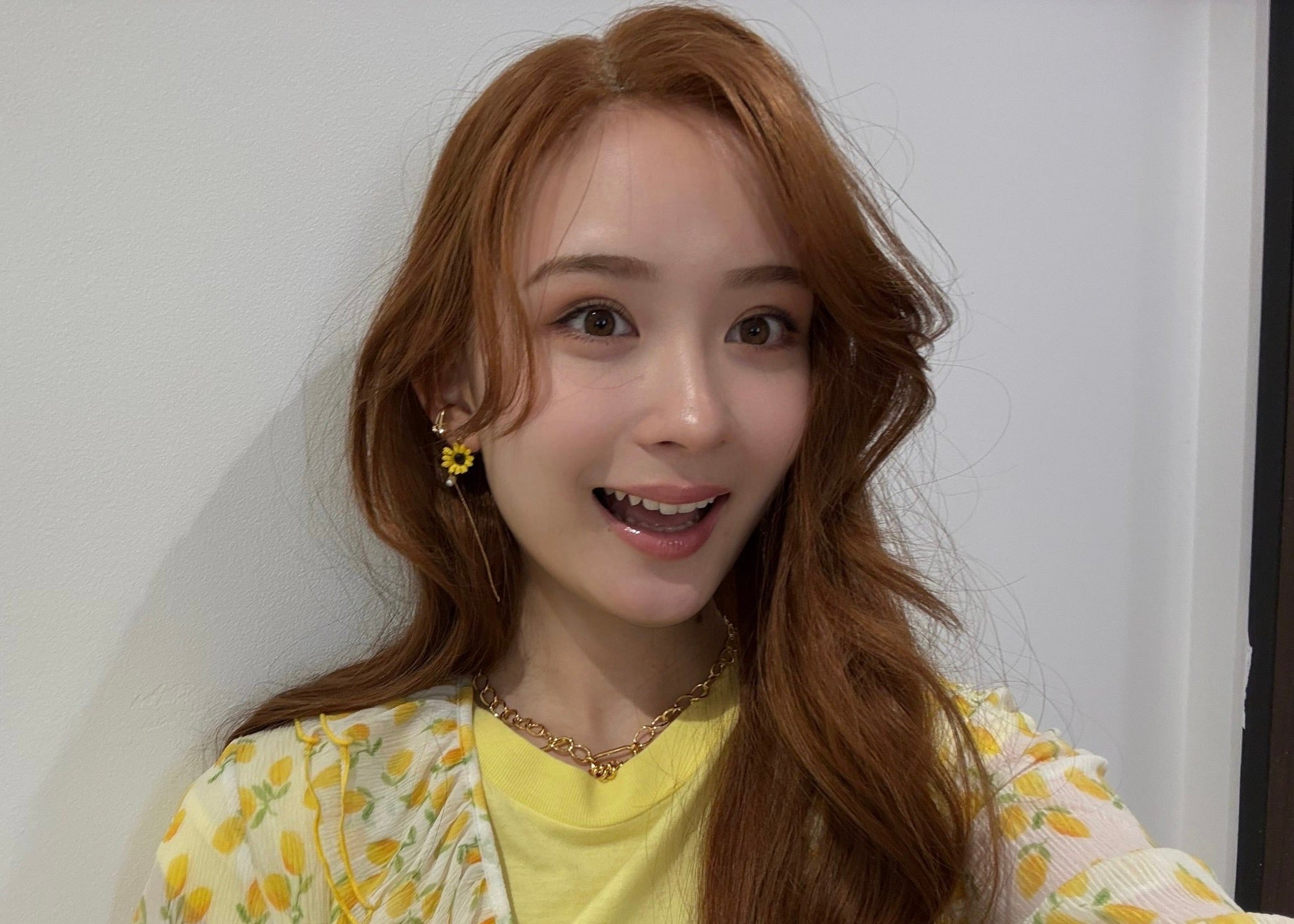 20歳“ひまわり”はビジュ最強！？畑芽育のオフショットが大バズり中