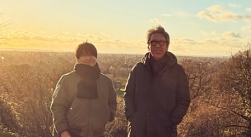 小渕健太郎、布袋寅泰の自宅で夢のロンドン滞在！憧れの時間に感謝！