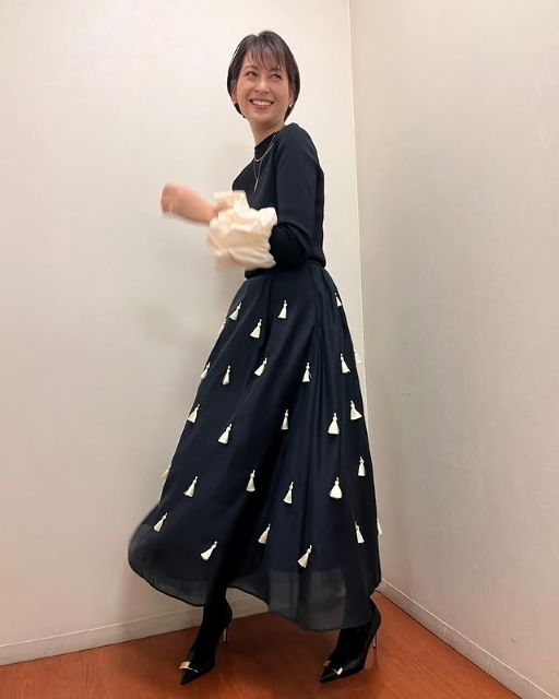 「ふわりふわりさせちゃったり」青木裕子、