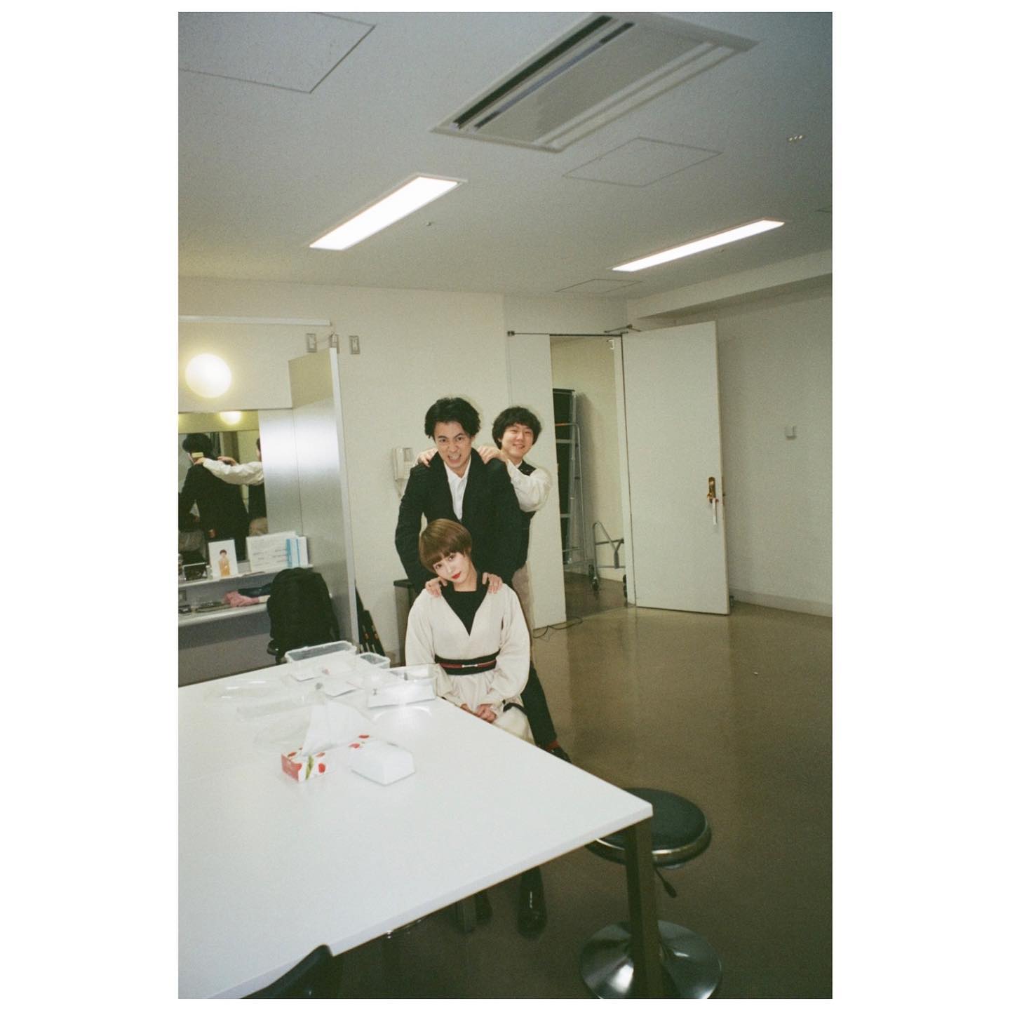 高畑充希 舞台楽屋風景公開💖成田凌らと映る姿にファン歓喜✨