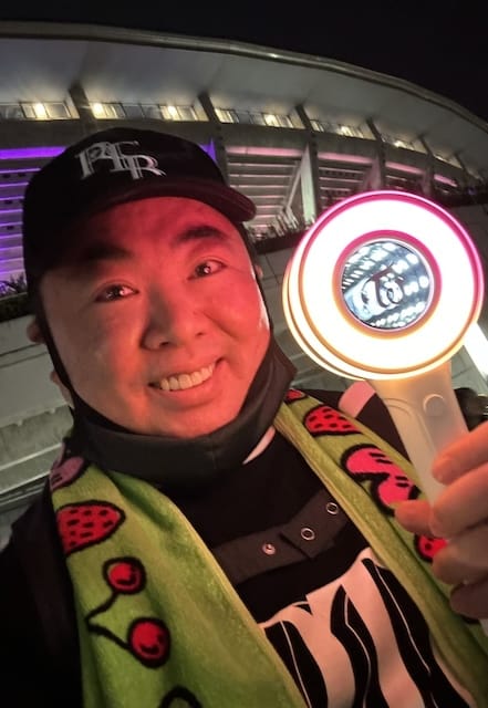 「TWICEチェゴ〜！」ライブに参戦した人気芸人とは…