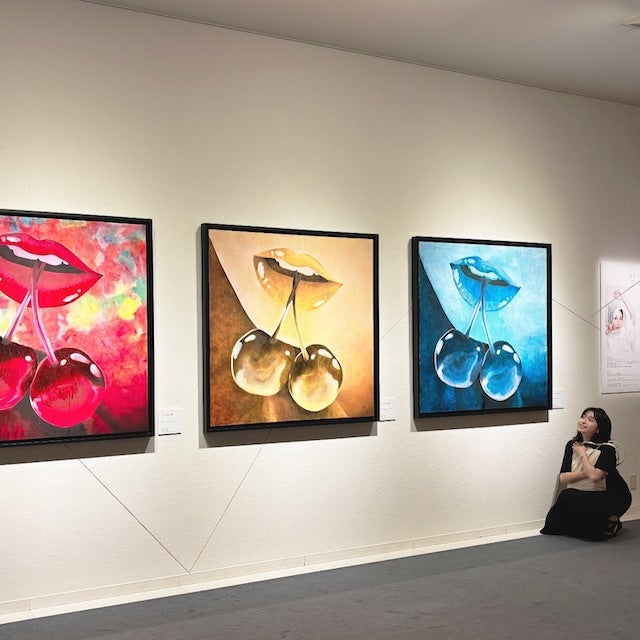 「さくらんぼ」歌手の大塚愛の個展が感動的と話題