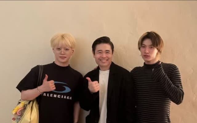 品川祐が偶然出会ったJO1のメンバーと共にカラオケを堪能！