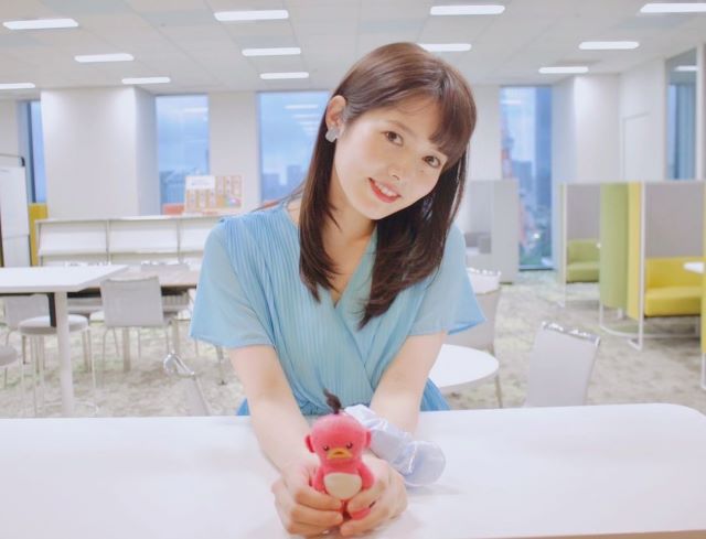 谷尻萌の「オフィスショット」に可愛すぎるの声続々！