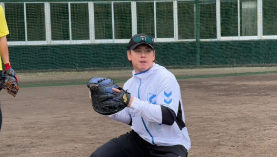 梅野隆太郎、自主トレ公開でファンに感謝「10年の恩返しを」