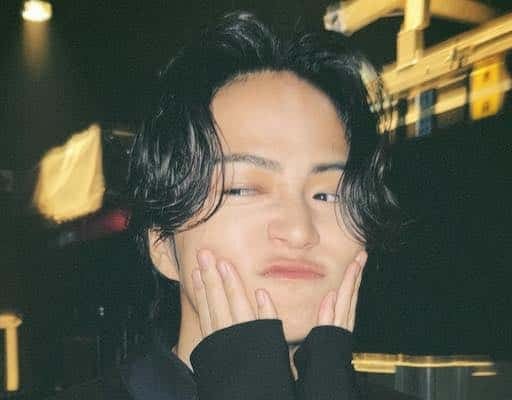 timelesz・菊池風磨がカッコ良すぎるドアップショットを披露