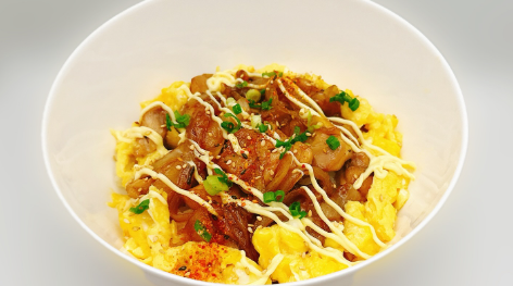 中田花奈、麻雀カフェ「chun.」の限定メニューを紹介！てりたま丼にファン垂涎！！