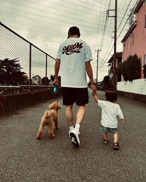 山本舞香との破局報道が話題の人気イケメン俳優が愛犬と甥っ子との3S公開！4万いいね超えの大反響