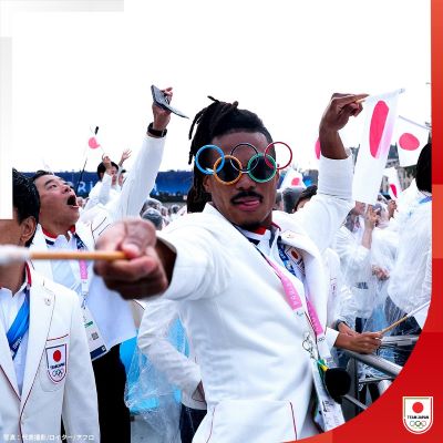 「93番目に登場した TEAM JAPANの姿をお届け」賛否が分かれた開会式  雨の中でパレードをした選手の様子とは...