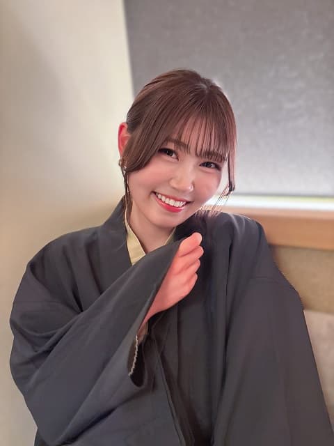 「これデートじゃん」≒JOY 小澤愛実の”真っ赤っか”な浴衣ショットにファン大興奮！