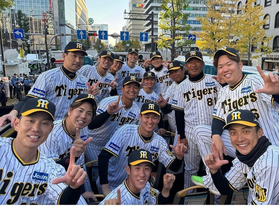 梅野隆太郎 優勝パレード参加を報告✨「完全復活の梅ちゃんを待ってるバイ🐯🔥🤟」