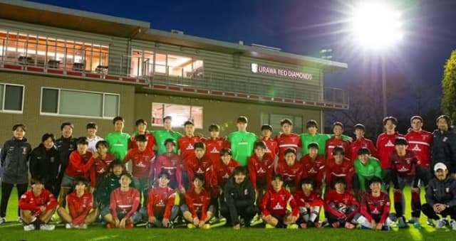 松井大輔が浦和レッズユースのプレミアリーグ 昇格をお祝い！