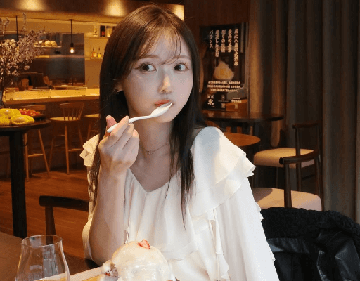 「我が至高の幸せなり」人気モデルのときめき氷活！ハートフルなスイーツタイムにファン夢中「可愛すぎます」