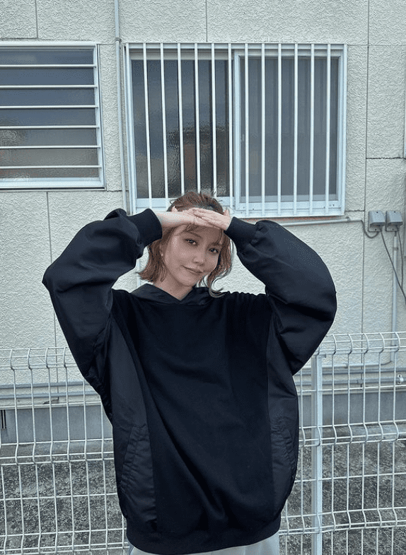 大人気Youtuberが自身のブランドを宣伝「他にないデザインでお気に入り！」