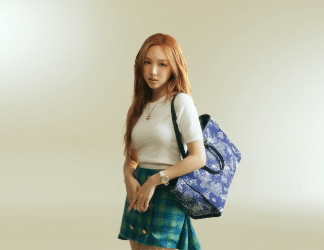 TWICE・ナヨン「ミニスカガーリー秋コーデ」が可愛すぎると話題！