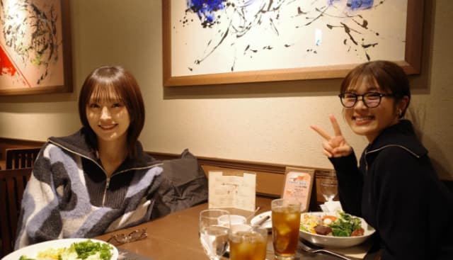 山本彩が渋谷凪咲とランチ！超仲良しで〇時間話し続ける！