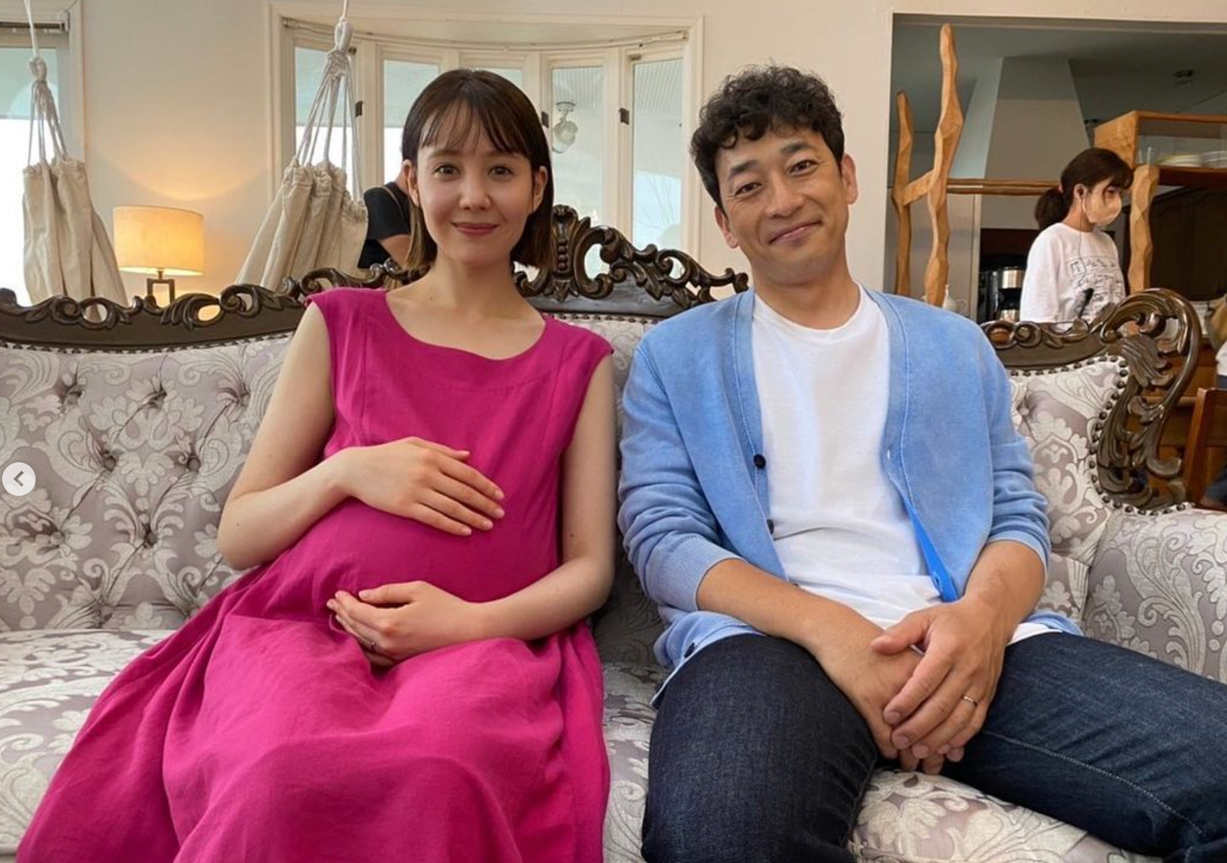 オーシャンビューの家がよく似合う🌊!!トリンドル玲奈さんが可愛すぎる妊婦さんに!?🤱💓