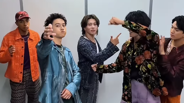 Aぇ! group、初の『THE MUSIC DAY』で圧巻の“えーびぎ”披露！生歌＆パフォに絶賛の嵐！