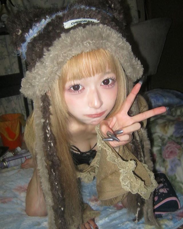 「雰囲気めっちゃ好み」あの人気インフルエンサーの最新自撮りショットが話題に