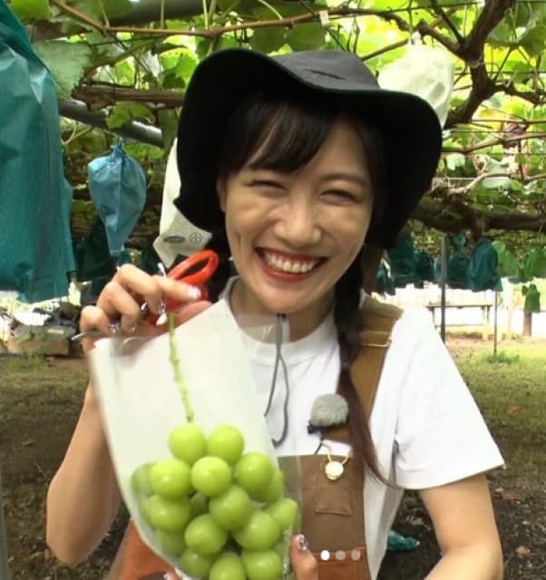 アイドル  ももいろクローバーZ 高城れに  畑仕事を体験！