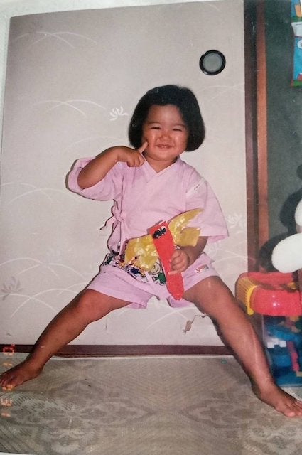 やす子 幼少期の写真公開で話題に「変わってない」「面影しかない…」